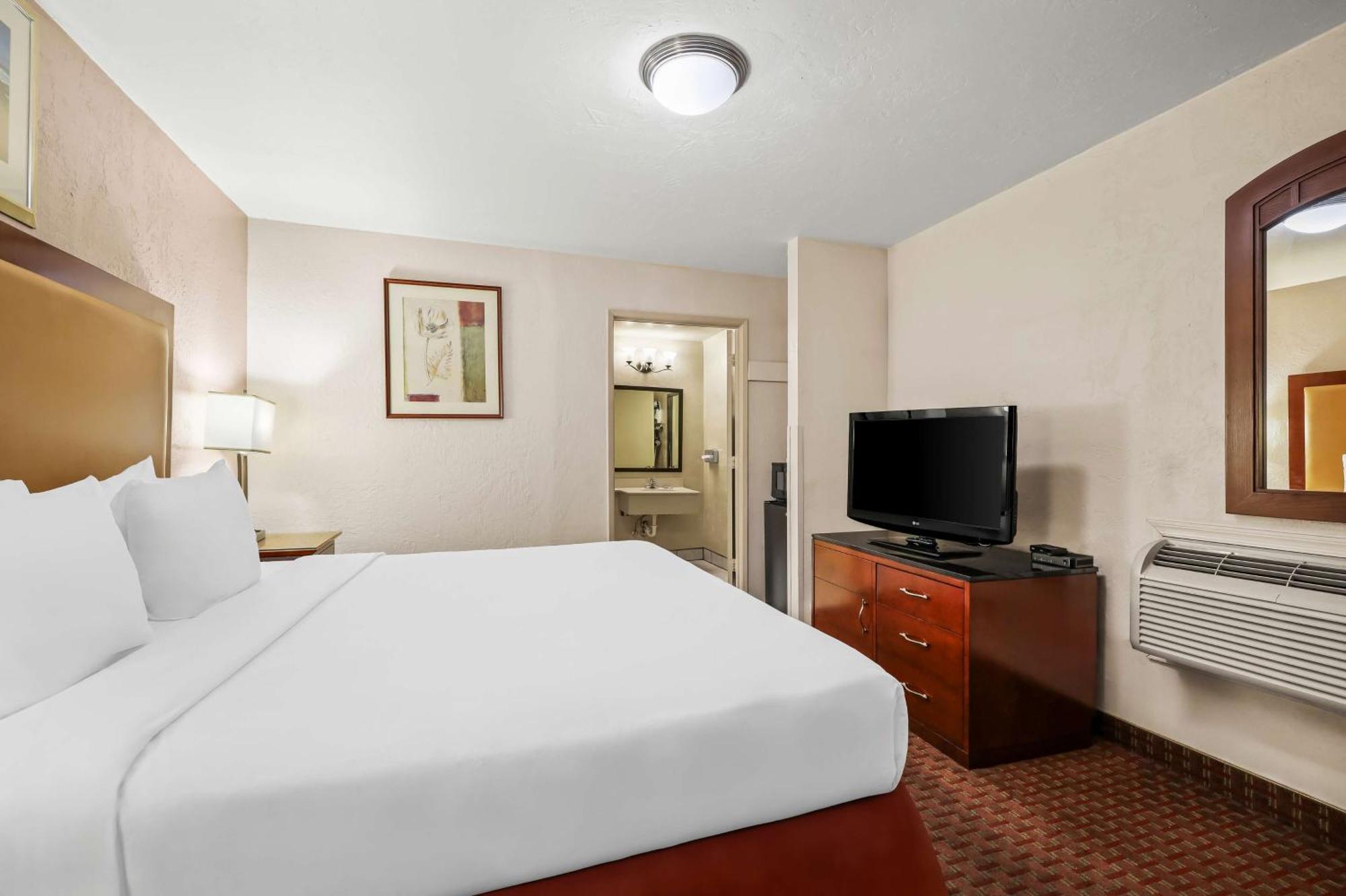 Surestay Hotel By Best Western Blythe Exterior photo